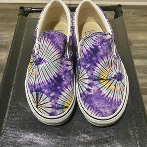 Vans unisex 9.5 Tye died slip on shoes
